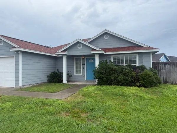$1,800 | 2322 White Star Drive, Corpus Christi, TX 78414