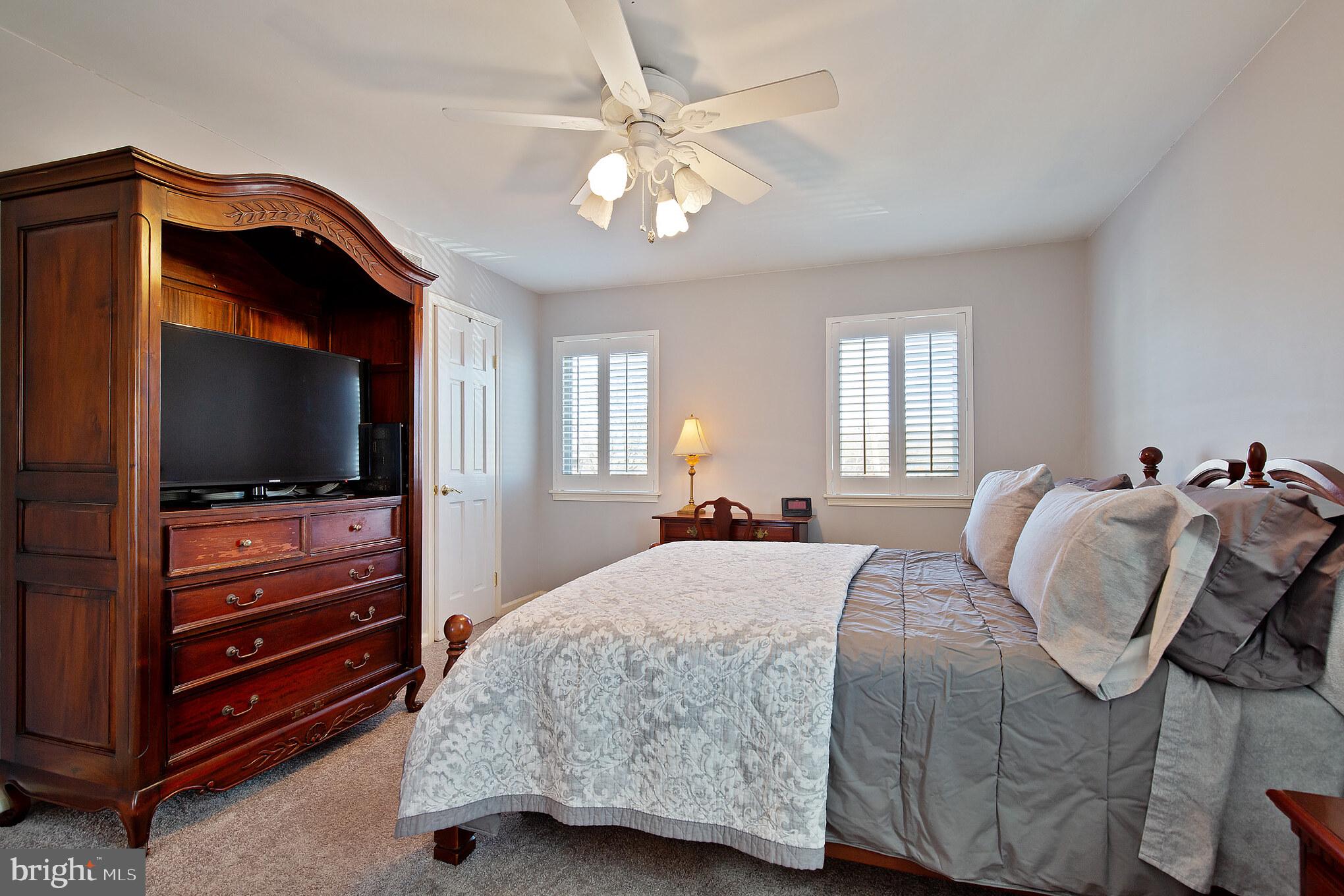 8920 Ridge Avenue Philadelphia, PA 19128 - Photo 15 of 20 Gallery Image 15