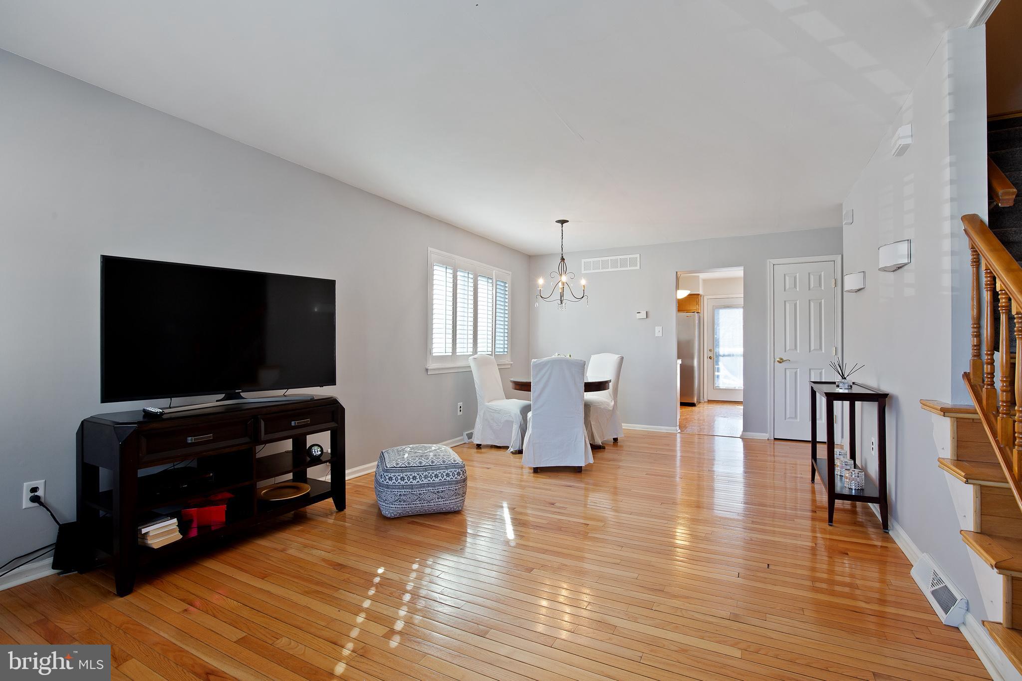 8920 Ridge Avenue Philadelphia, PA 19128 - Photo 4 of 20 Gallery Image 4