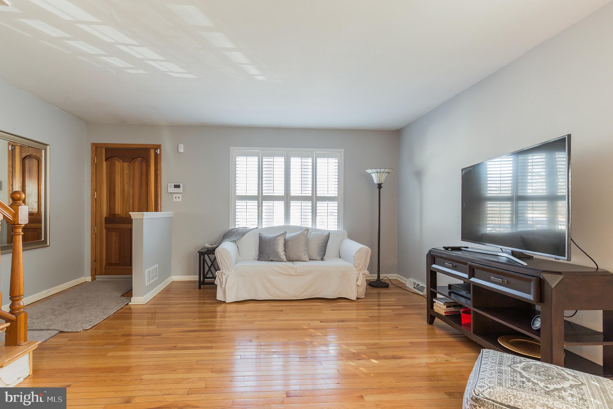 8920 Ridge Avenue Philadelphia, PA 19128 - Photo 6 of 20 Gallery Image 6