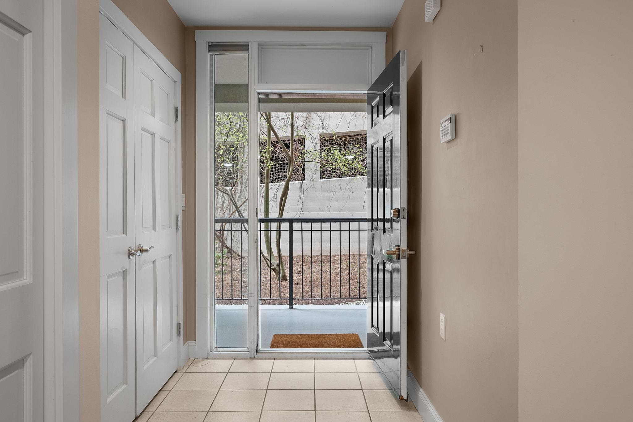 40 College Street, Unit 210 Burlington, VT 05401 - Photo 6 of 34