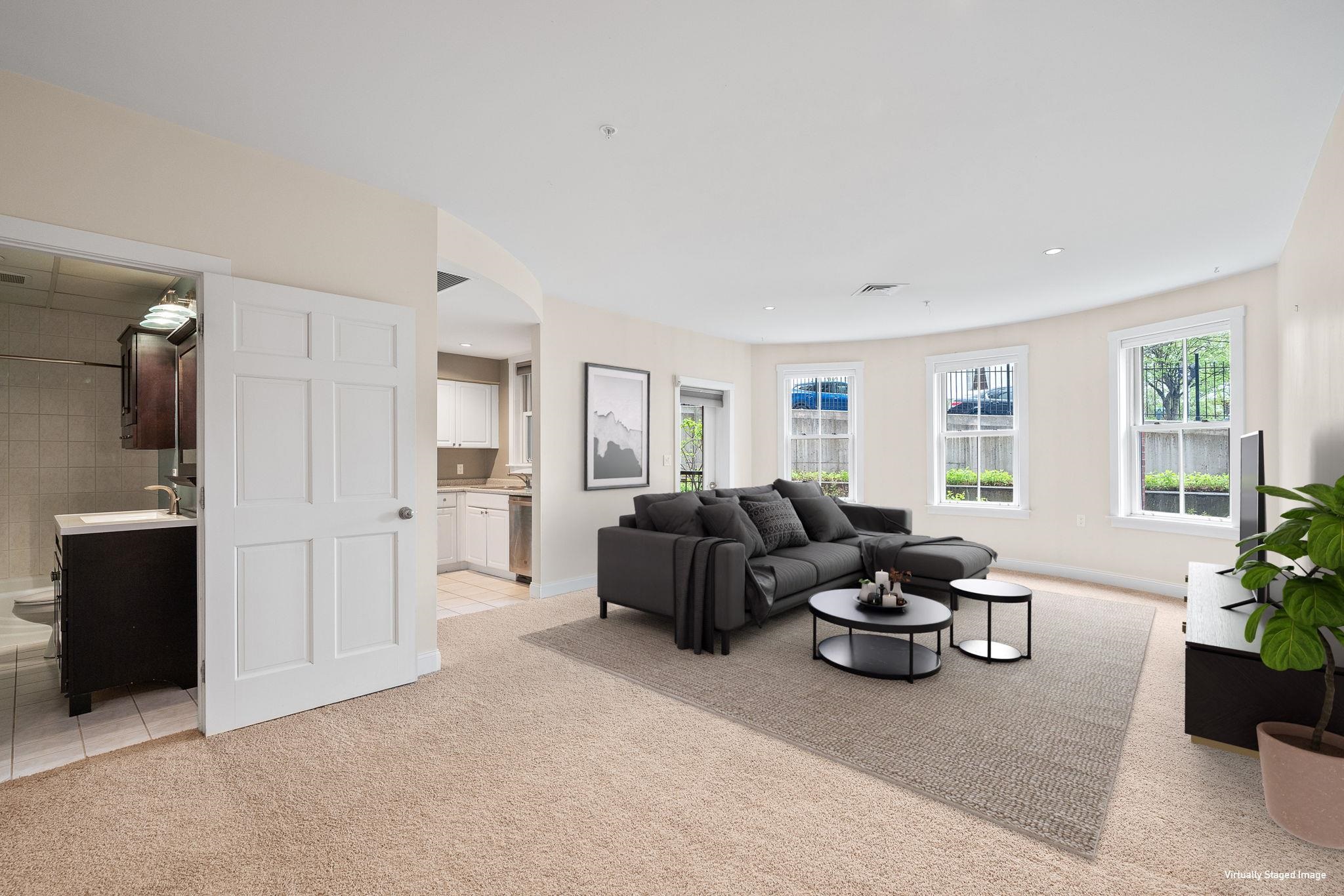 40 College Street, Unit 210 Burlington, VT 05401 - Photo 8 of 34