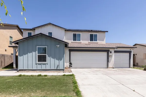 $510,000 | 332 West Porter Avenue, Visalia, CA 93291