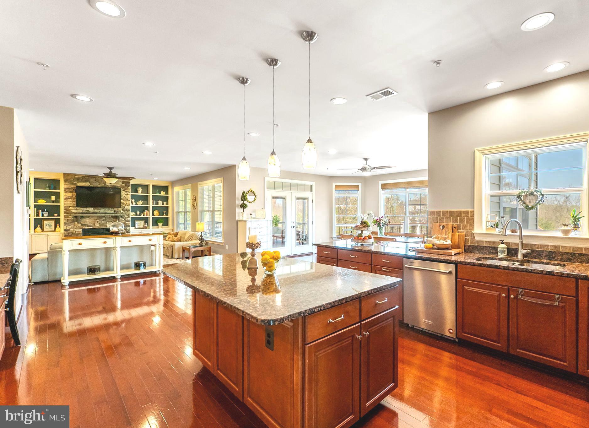 18004 Bliss Drive Poolesville, MD 20837 - Photo 14 of 57