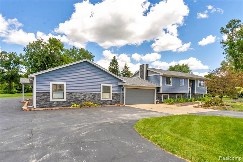 27520 West Road Romulus, MI 48174 - Photo 2 of 72