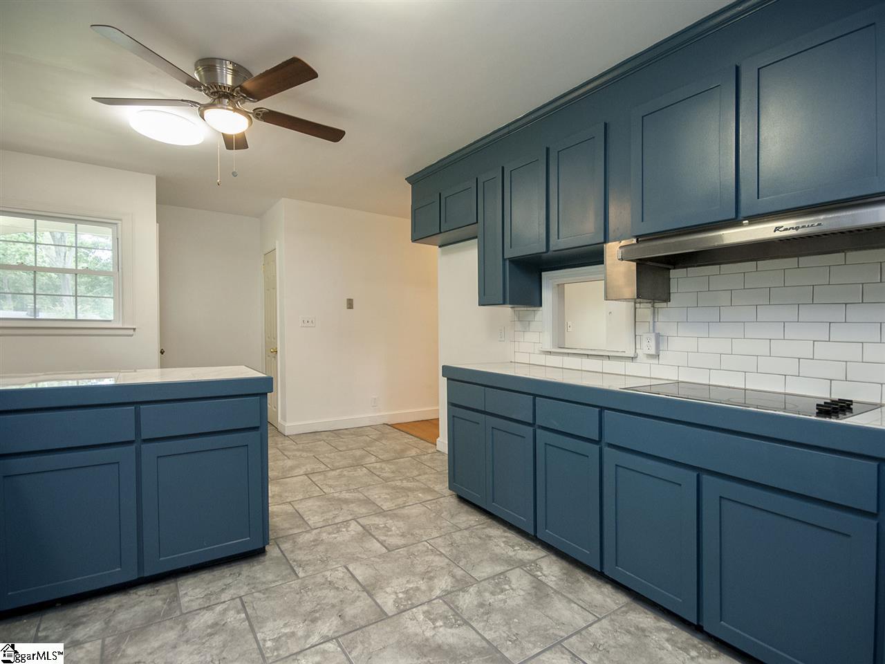 201 Sweetbriar Road Greenville, SC 29615 - Photo 12 of 36 Gallery Image 12