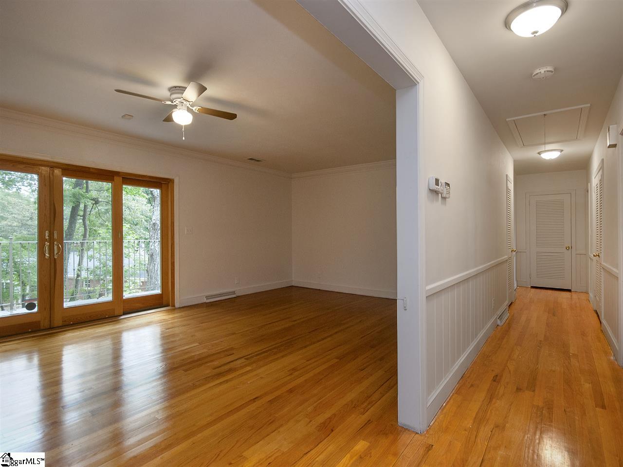 201 Sweetbriar Road Greenville, SC 29615 - Photo 17 of 36 Gallery Image 17