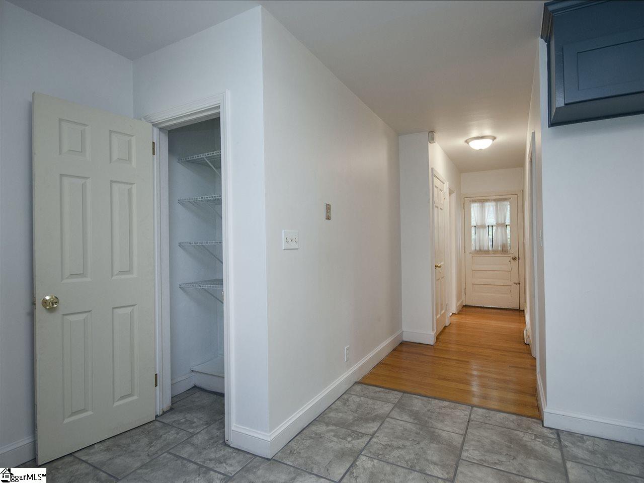 201 Sweetbriar Road Greenville, SC 29615 - Photo 22 of 36 Gallery Image 22
