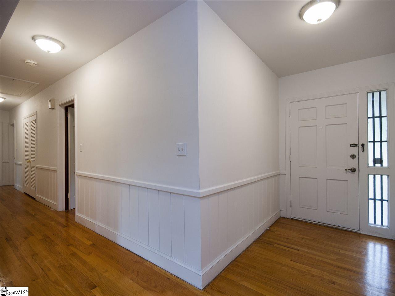 201 Sweetbriar Road Greenville, SC 29615 - Photo 23 of 36 Gallery Image 23