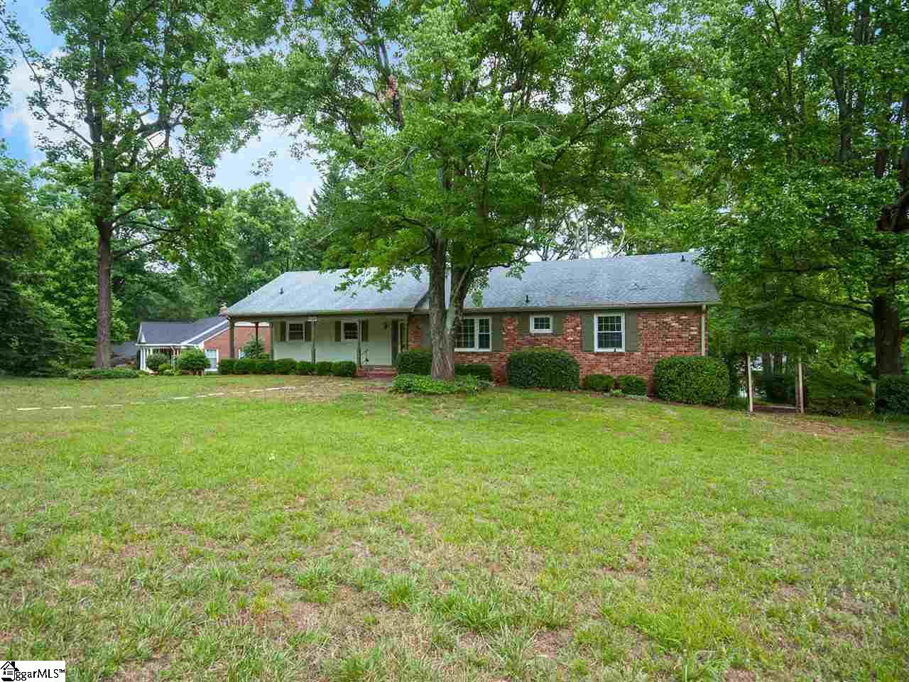 201 Sweetbriar Road Greenville, SC 29615 - Photo 8 of 36 Gallery Image 8