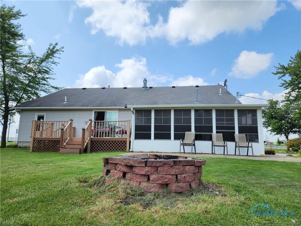 725 North Curtice Road Oregon, OH 43616 - Photo 2 of 27 Gallery Image 2