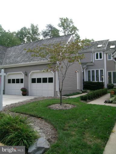 1589 Brass Lantern Way Reston, VA 20194 - Photo 1 of 15 Exterior (Main)