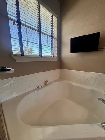 $355,000 | 1237 North Duval Street, Tallahassee, FL 32303