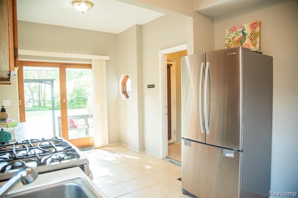 320 South Rochester Road Clawson, MI 48017 - Photo 17 of 59