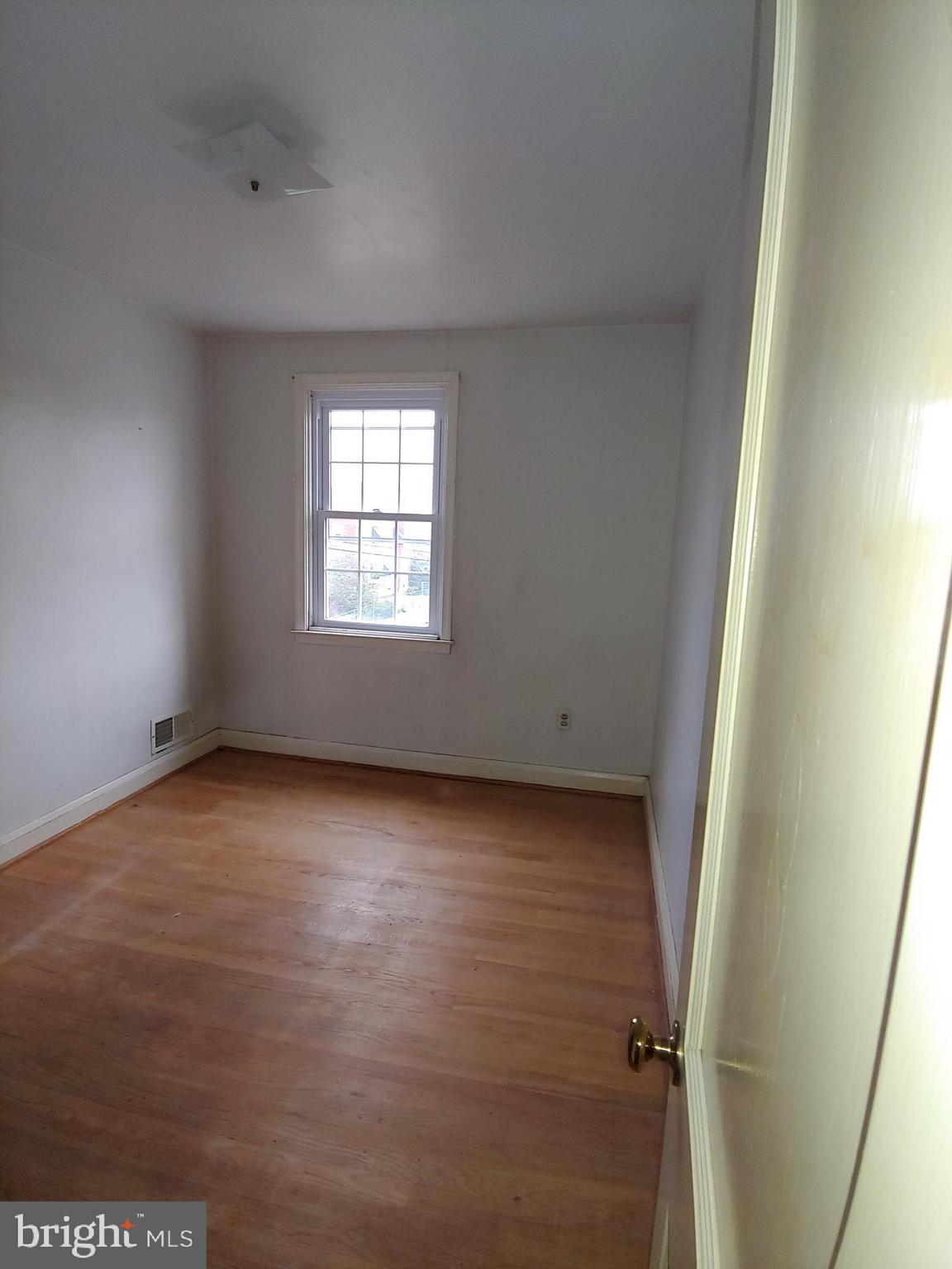 8107 Barksdale Road Towson, MD 21286 - Photo 35 of 55 3rd bedroom