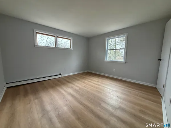 $1,700 | 164 Sycamore Street, Unit 2R, Bristol, CT 06010