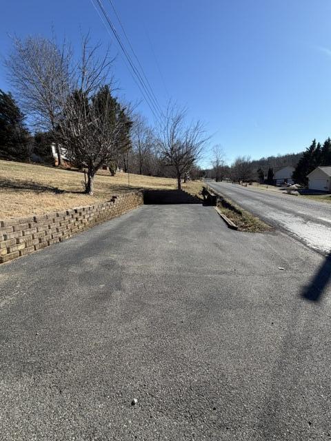 1650 Haymakertown Road Fincastle, VA 24090 - Photo 21 of 21 a view of outdoor space with city view