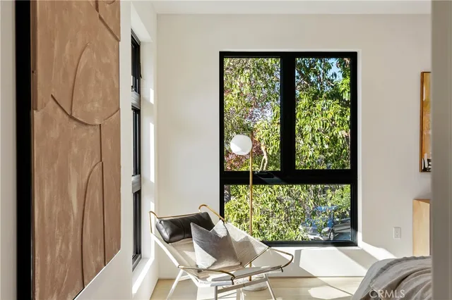 $3,695,000 | 10840 Queensland Street, Los Angeles, CA 90034