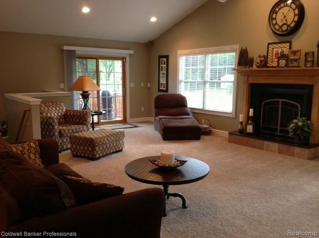 13294 North Horrell Road Fenton, MI 48430 - Photo 12 of 58