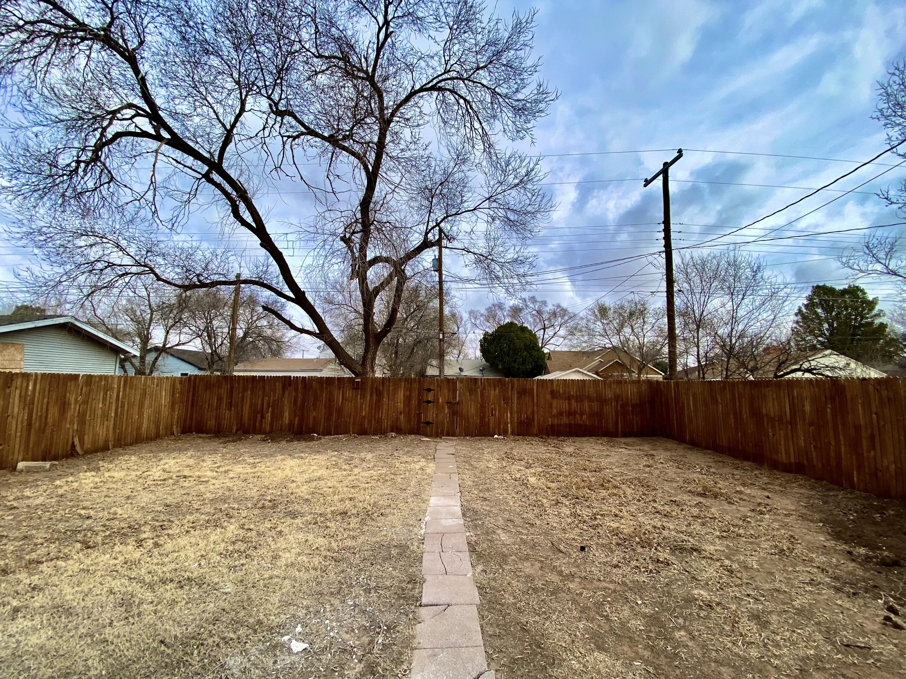 1922 26th Street Lubbock, TX 79411 - Photo 17 of 19 18