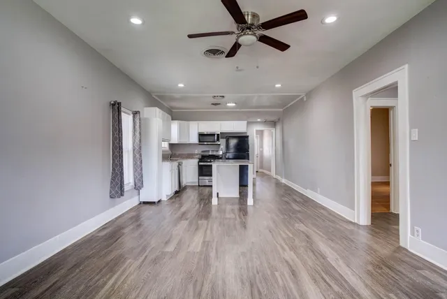 $1,735 | 1922 26th Street, Lubbock, TX 79411