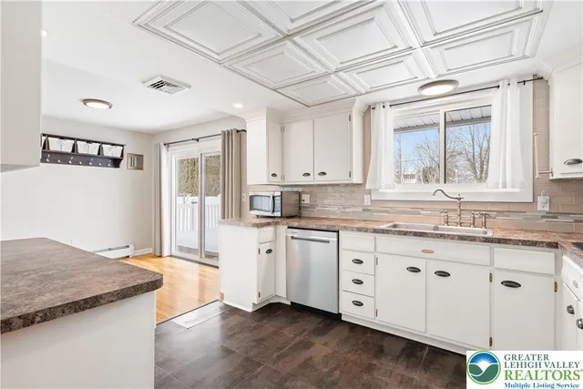 $415,000 | 621 Arndt Road, Easton, PA 18040