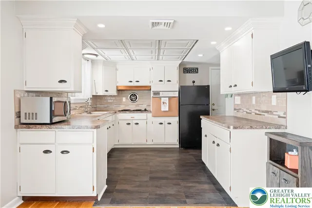 $415,000 | 621 Arndt Road, Easton, PA 18040