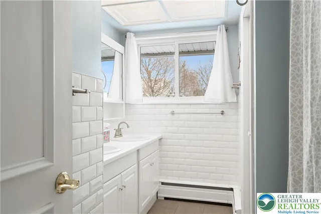 $415,000 | 621 Arndt Road, Easton, PA 18040