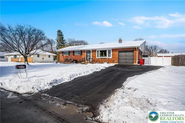 $415,000 | 621 Arndt Road, Easton, PA 18040