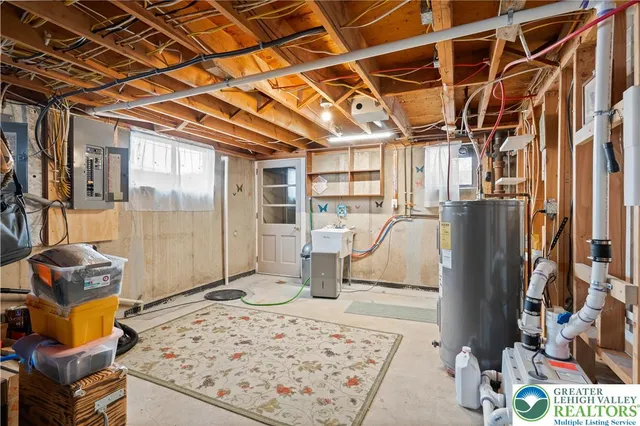 $415,000 | 621 Arndt Road, Easton, PA 18040