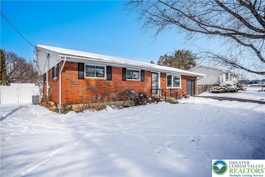 621 Arndt Road Easton, PA 18040 - Photo 6 of 58