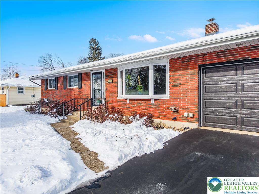 621 Arndt Road Easton, PA 18040 - Photo 7 of 58