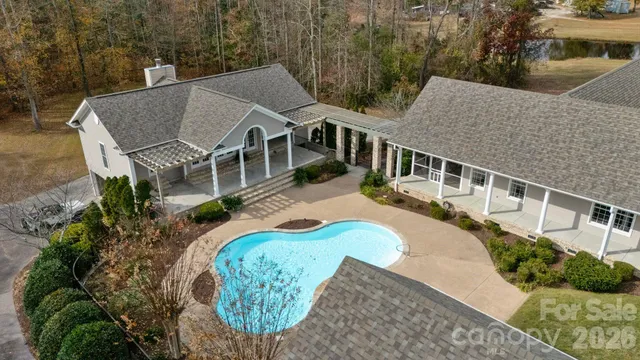 $1,975,000 | 393 Youngs Bend Road, Kershaw, SC 29067