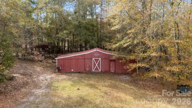 $1,975,000 | 393 Youngs Bend Road, Kershaw, SC 29067