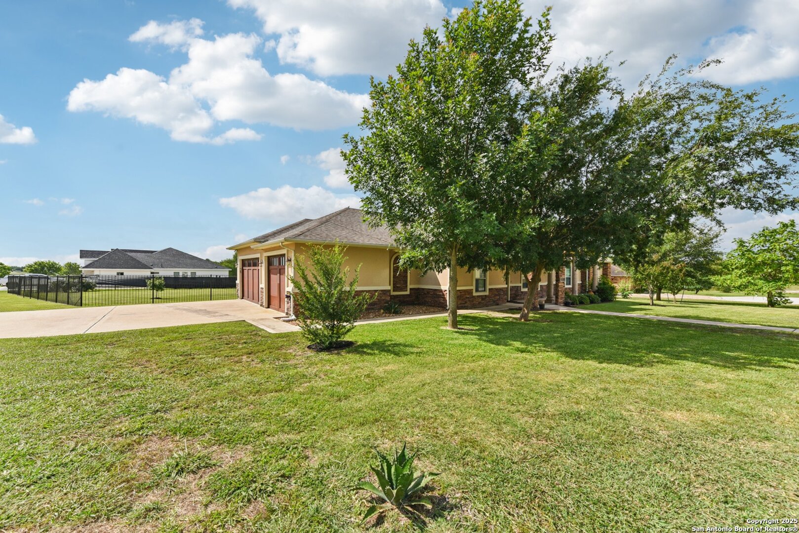 138 Gable Street Kyle, TX 78640 - Photo 5 of 58