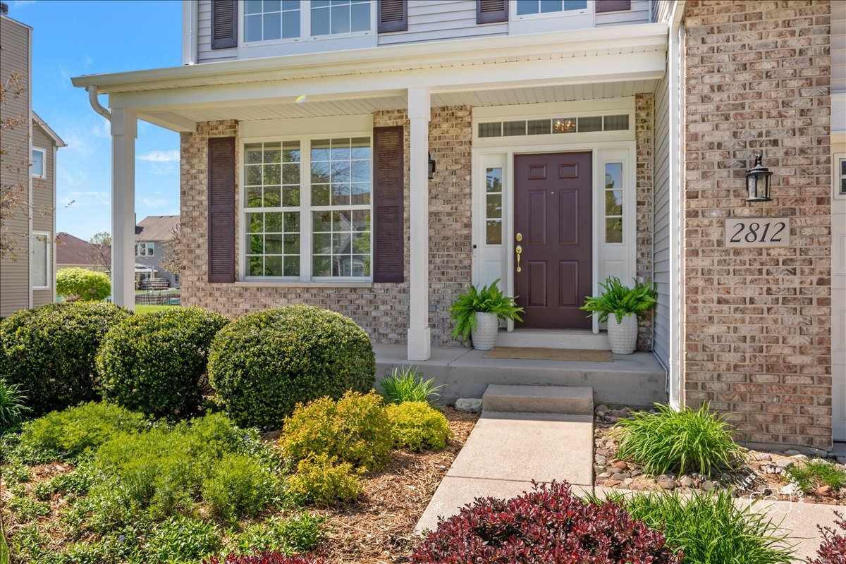 2812 Plante Road North Aurora, IL 60542 - Photo 2 of 34