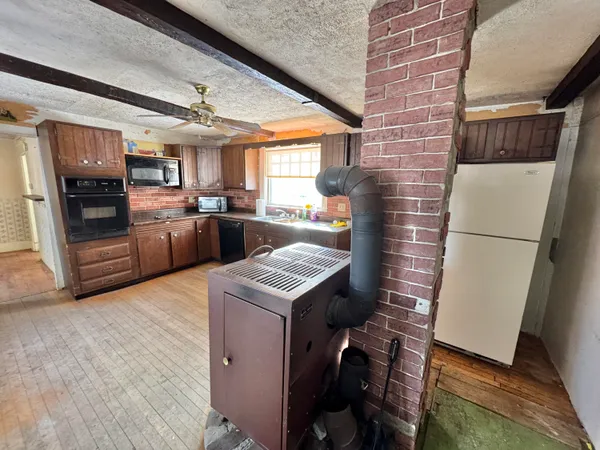 $280,000 | 55 West Side Drive, Verona Island, ME 04416