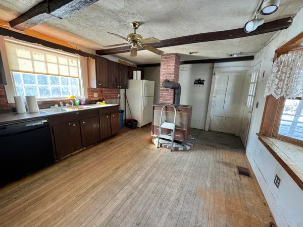 $280,000 | 55 West Side Drive, Verona Island, ME 04416