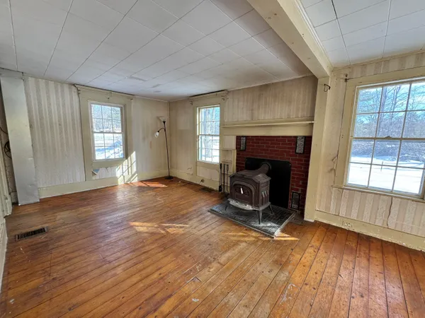 $280,000 | 55 West Side Drive, Verona Island, ME 04416