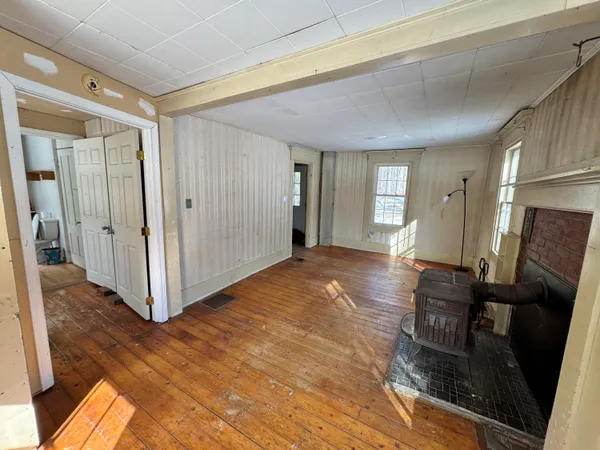 $280,000 | 55 West Side Drive, Verona Island, ME 04416