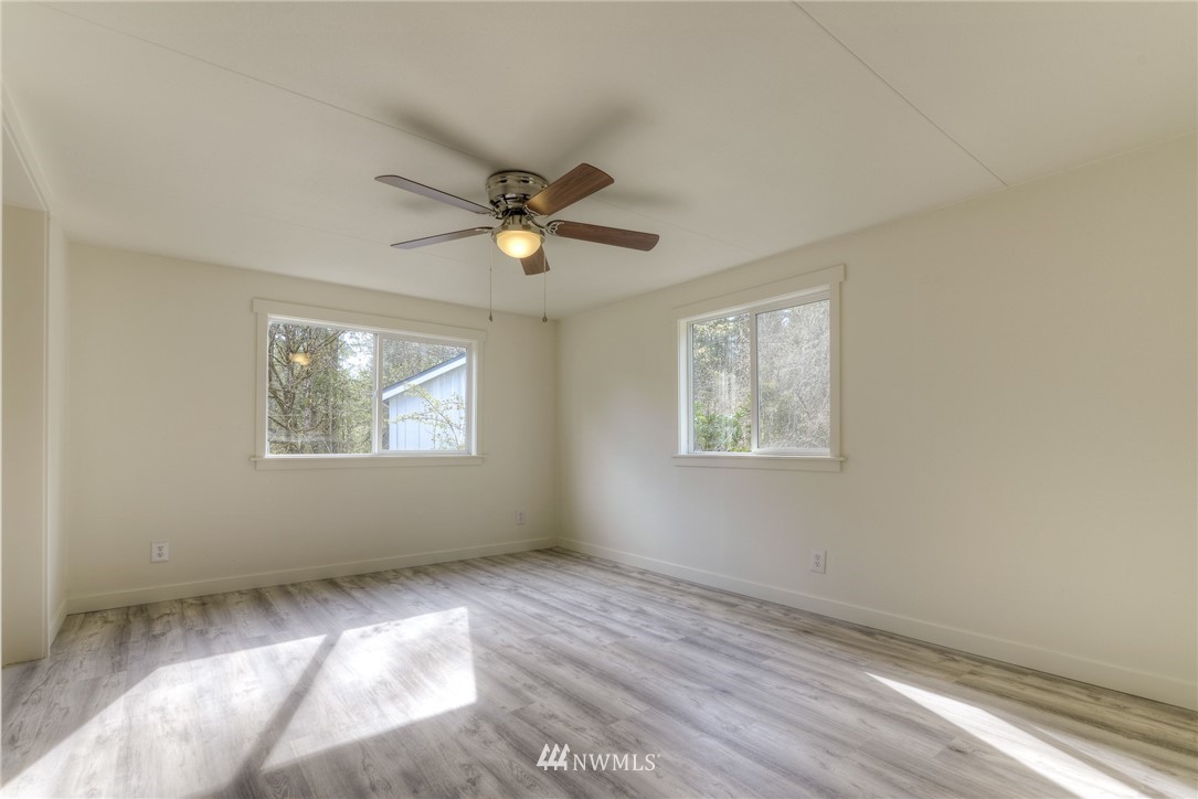 5142 Puget Road Northeast Olympia, WA 98516 - Photo 12 of 22 Gallery Image 12