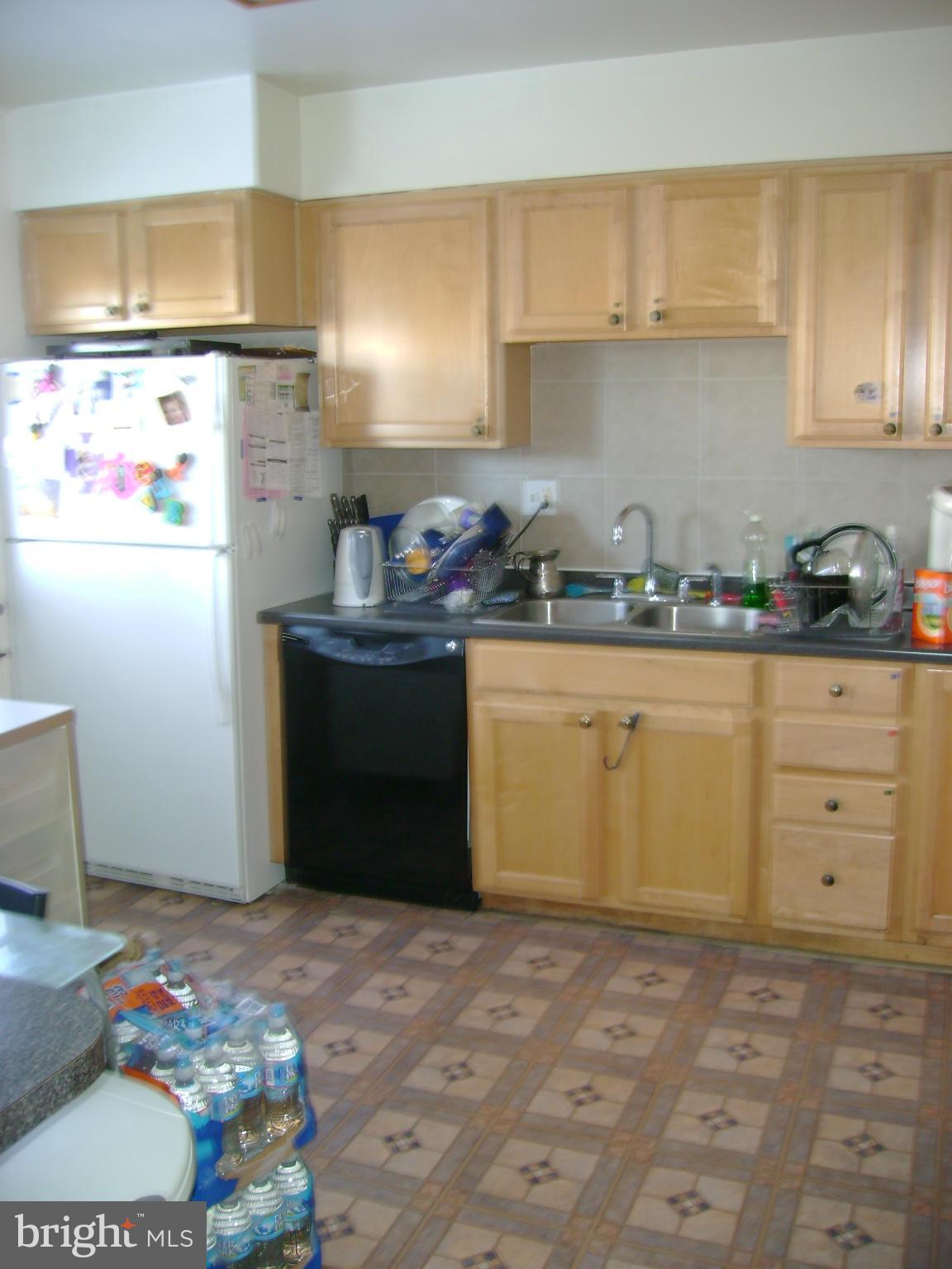 3218 Nerak Road Baltimore, MD 21208 - Photo 4 of 13 Kitchen Pic 2