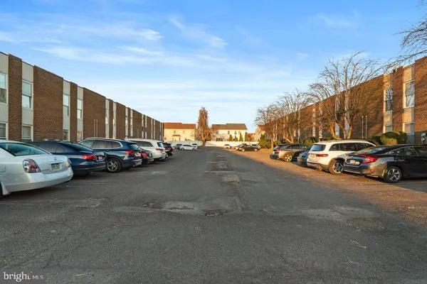 $375,000 | 9926 Haldeman Avenue, Unit 132, Philadelphia, PA 19115