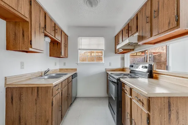 $1,250 | 55 Brandon Hall Drive, Unit B, Destrehan, LA 70047