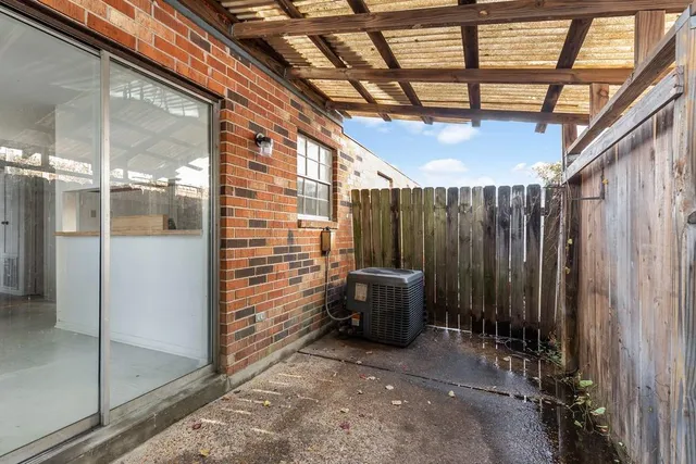 $1,250 | 55 Brandon Hall Drive, Unit B, Destrehan, LA 70047