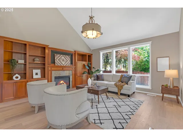 $894,900 | 4920 Northwest 146th Place, Portland, OR 97229