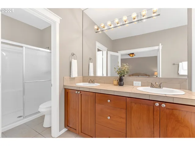 $894,900 | 4920 Northwest 146th Place, Portland, OR 97229