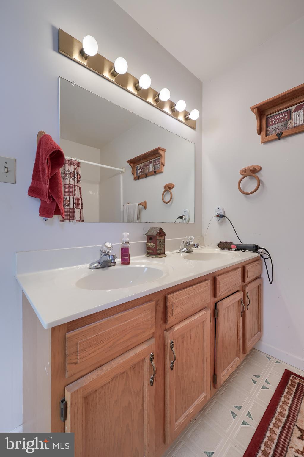 3100 Sundial Road Dover, PA 17315 - Photo 27 of 36 Gallery Image 27