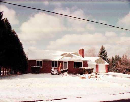 9211 Woodcrest Road Pittsburgh, PA 15237 - Photo 1 of 1 Gallery Image 1