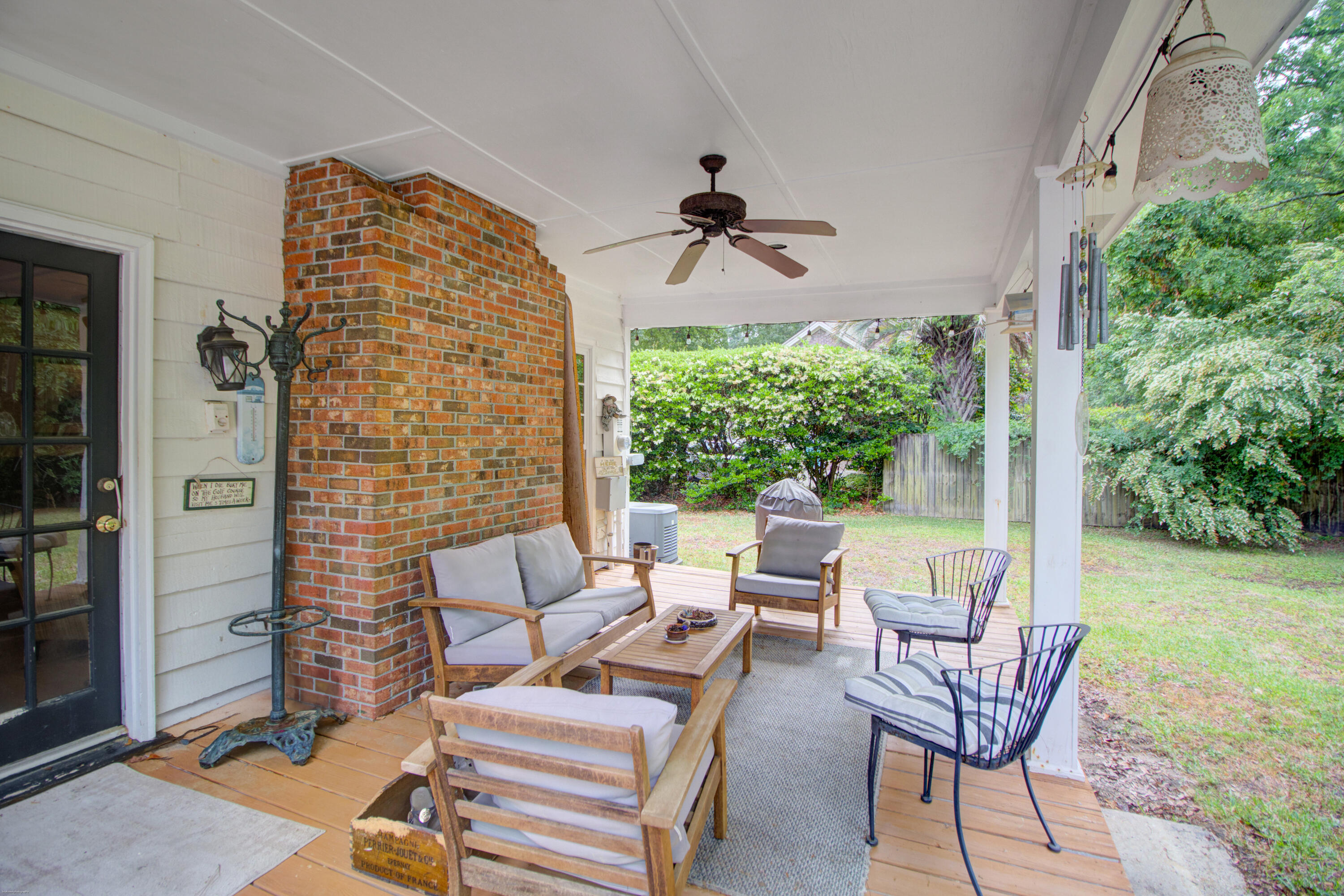 1011 Harbortowne Road Charleston, SC 29412 - Photo 39 of 46 1011 Harbortowne Tidalcreekphoto- (41)